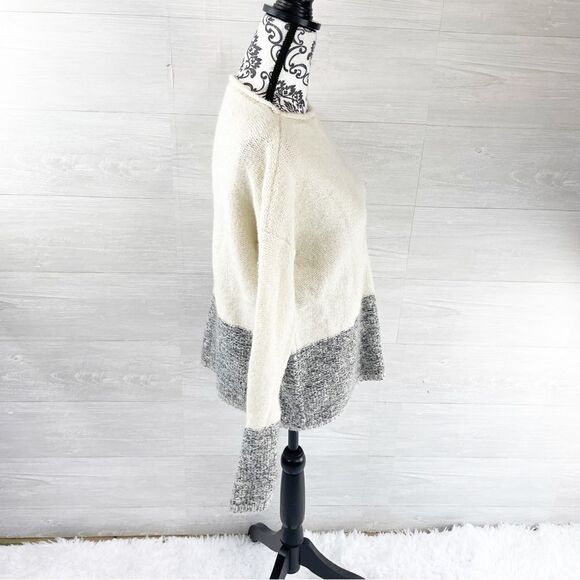 Vince Colorblock Wool Cashmere Silk Blend Sweater - Picture 7 of 9